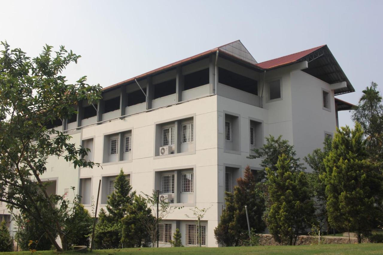 Angamaly Convention Centre Hotel Kochi Exterior photo