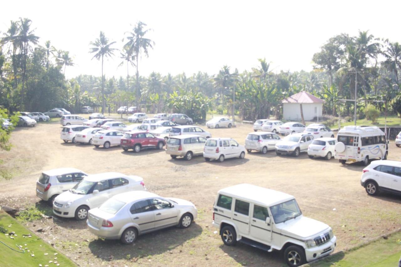 Angamaly Convention Centre Hotel Kochi Exterior photo